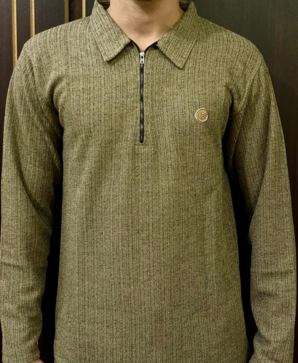 Brown Ribbed Half-Zip Sweatshirt made from wool-blend knit fabric
